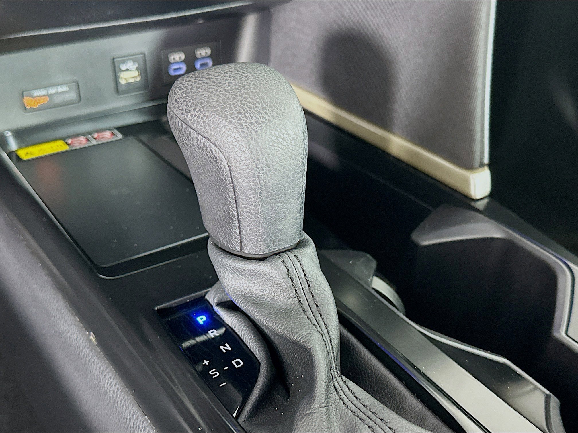 Used 2025 Toyota Camry LE image 25