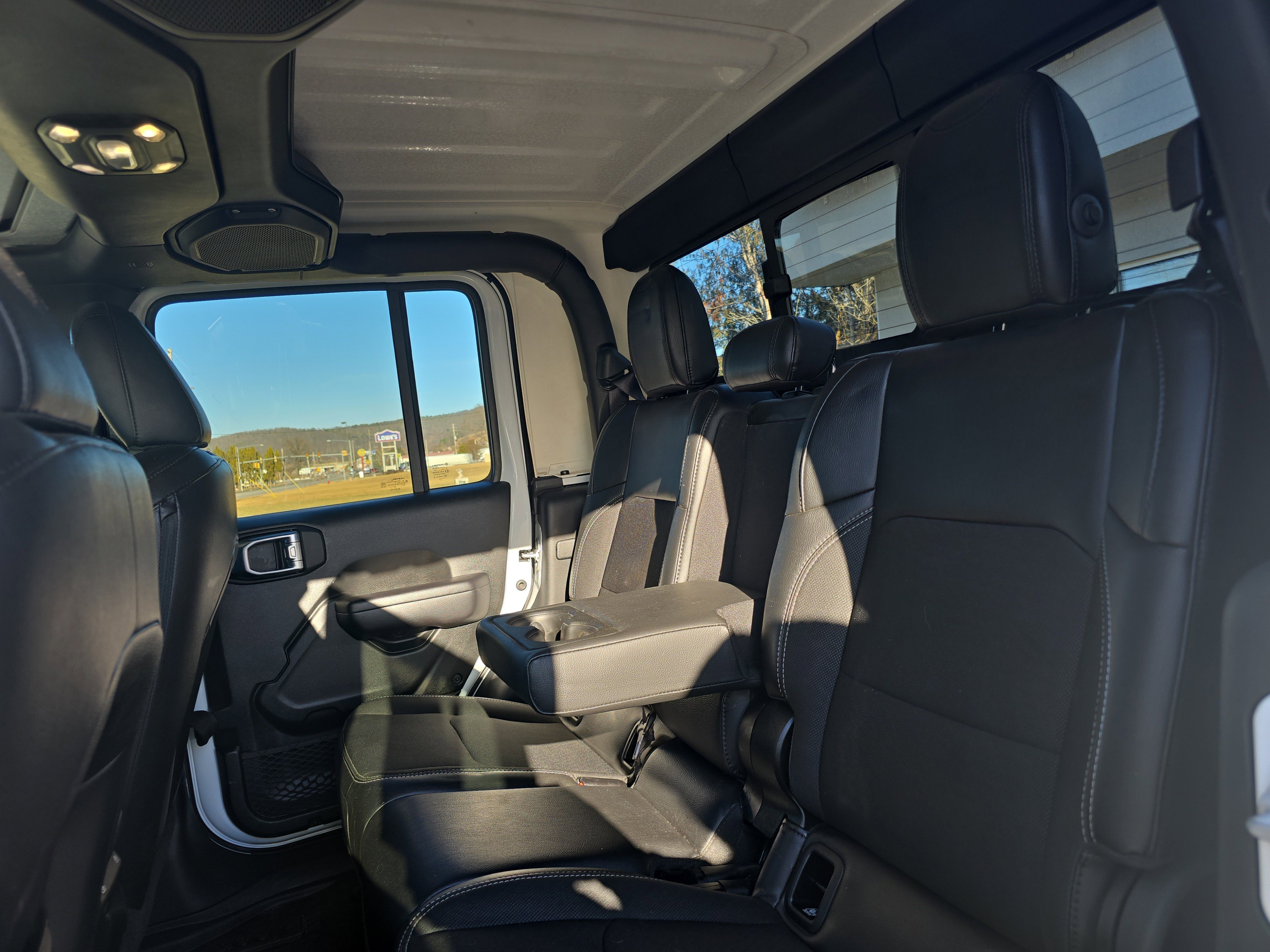 Used 2021 Jeep Gladiator Sport image 15