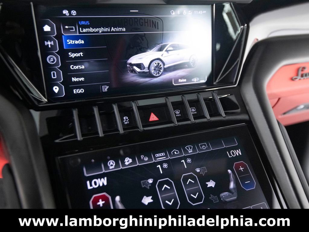 Used 2024 Lamborghini Urus S AWD/4WD image 23