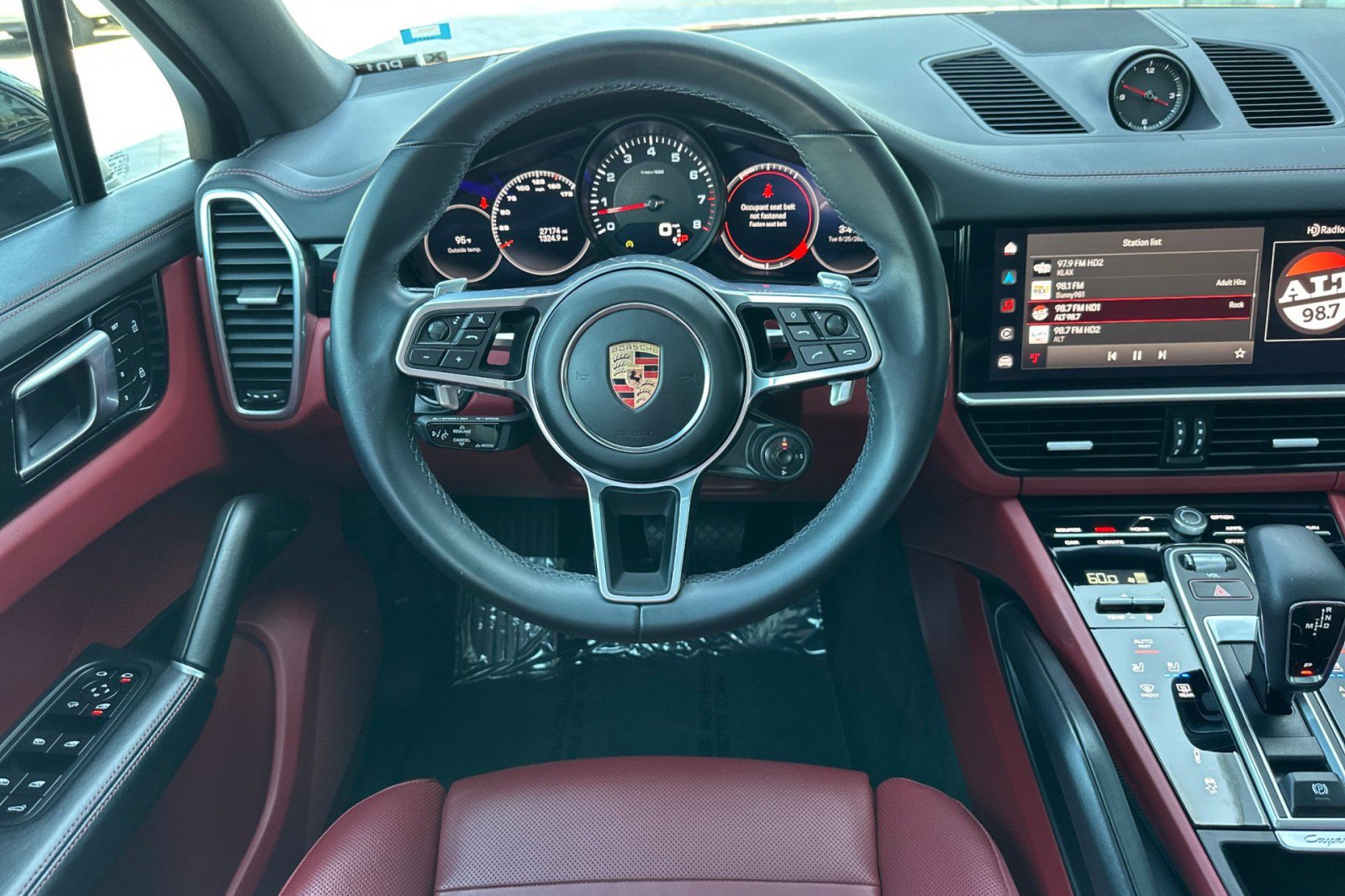 Certified 2023 Porsche Cayenne Platinum Edition AWD/4WD image 14