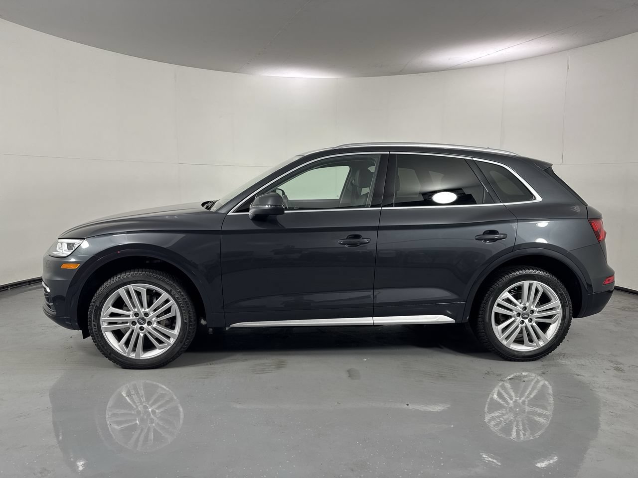 Used 2018 Audi Q5 Prestige AWD/4WD image 2