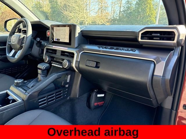Used 2025 Toyota Tacoma TRD Sport image 31