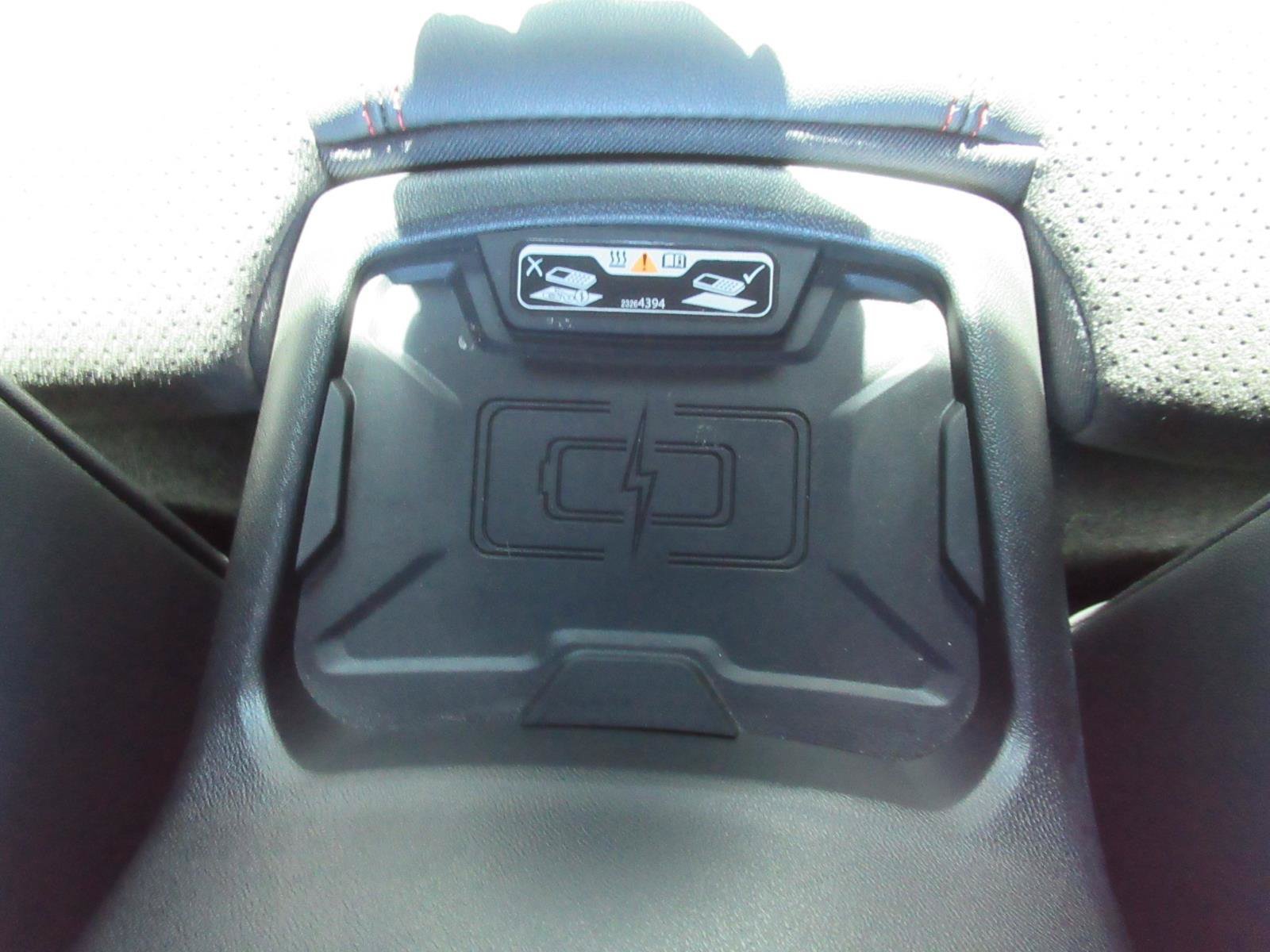 Used 2022 Chevrolet Camaro ZL1 RWD image 14