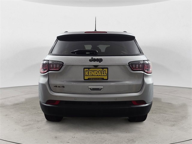 Used 2025 Jeep Compass Latitude w/ Convenience Group image 4