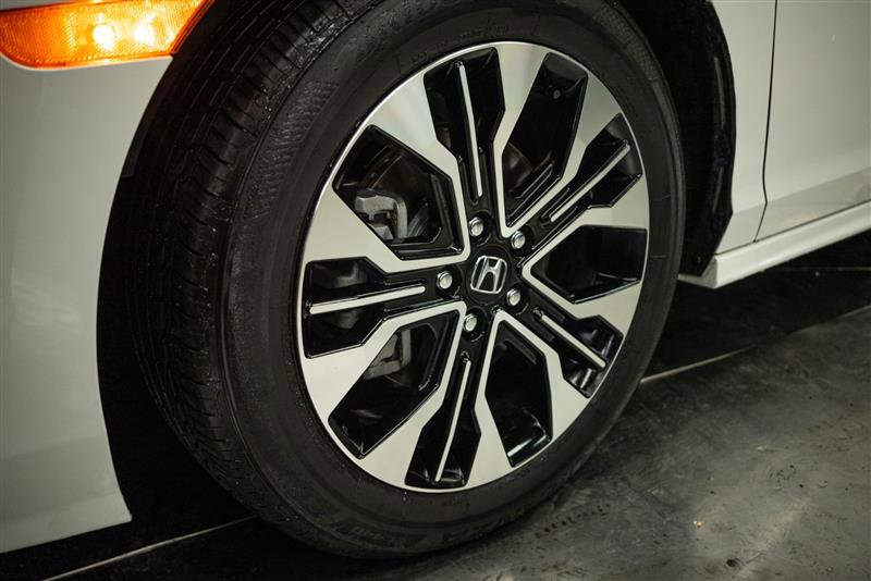 Used 2026 Honda Odyssey Elite image 3