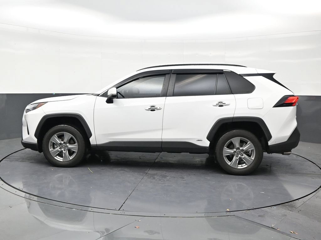 Used 2025 Toyota RAV4 XLE w/ Weather Package AWD/4WD image 2