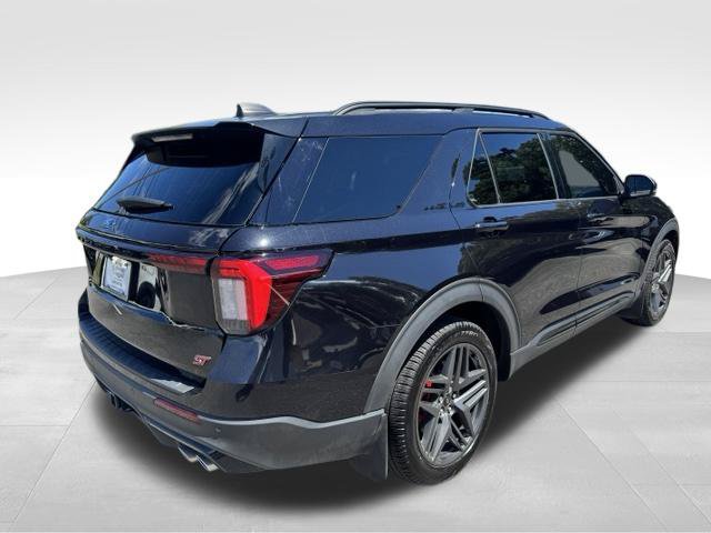 Used 2025 Ford Explorer ST AWD/4WD image 10