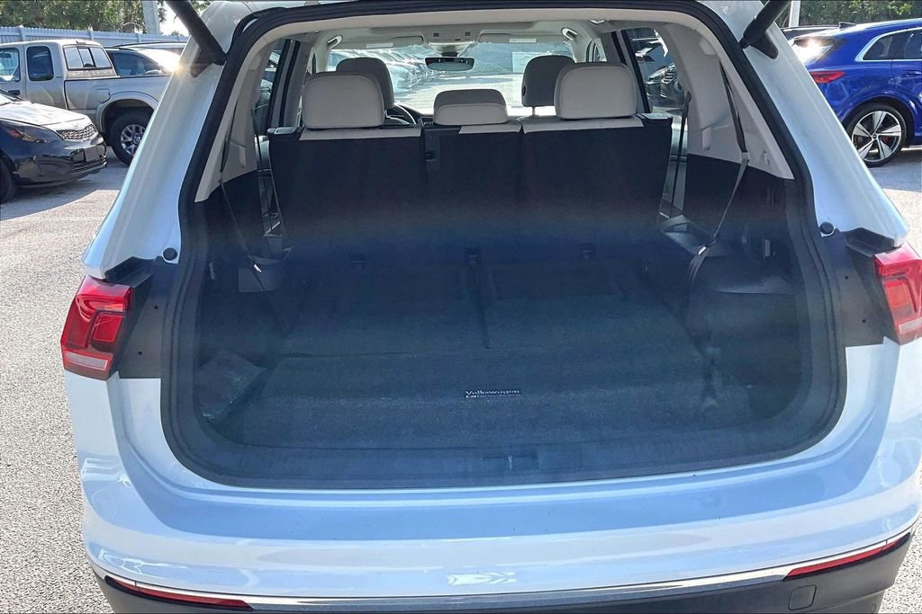 Certified 2021 Volkswagen Tiguan SE FWD image 15