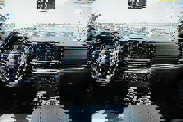 Used 2023 Chevrolet Silverado 1500 LTZ image 5