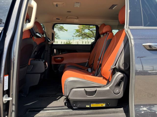 Used 2024 Kia Carnival SX image 21