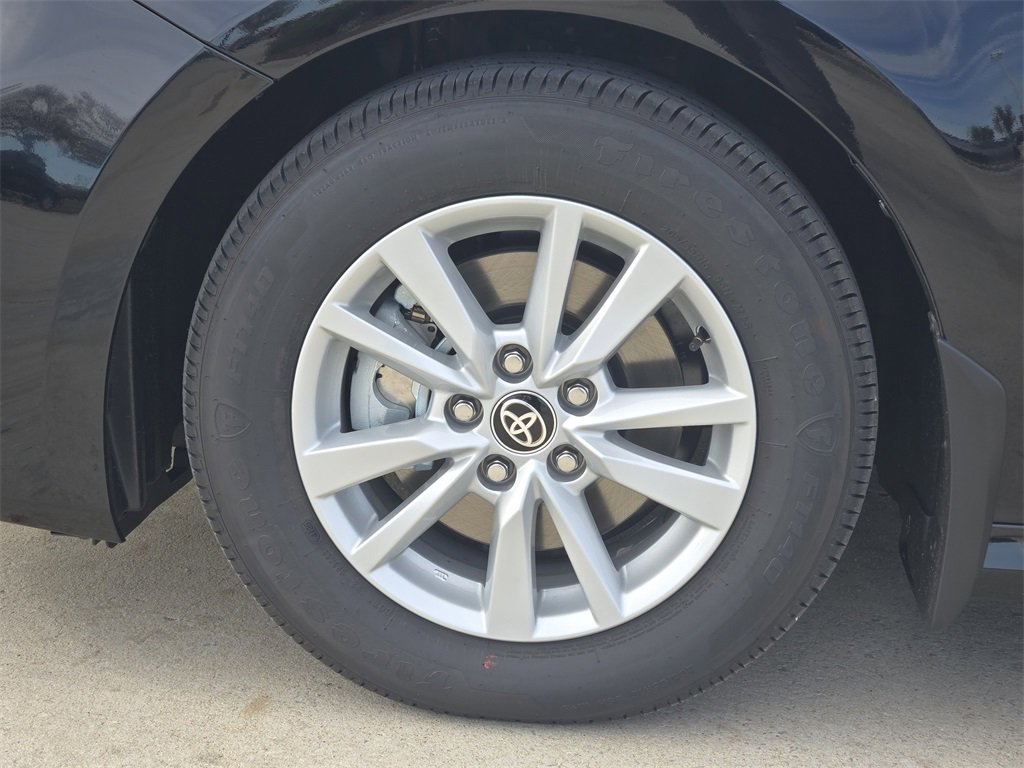 New 2026 Toyota Camry LE image 10