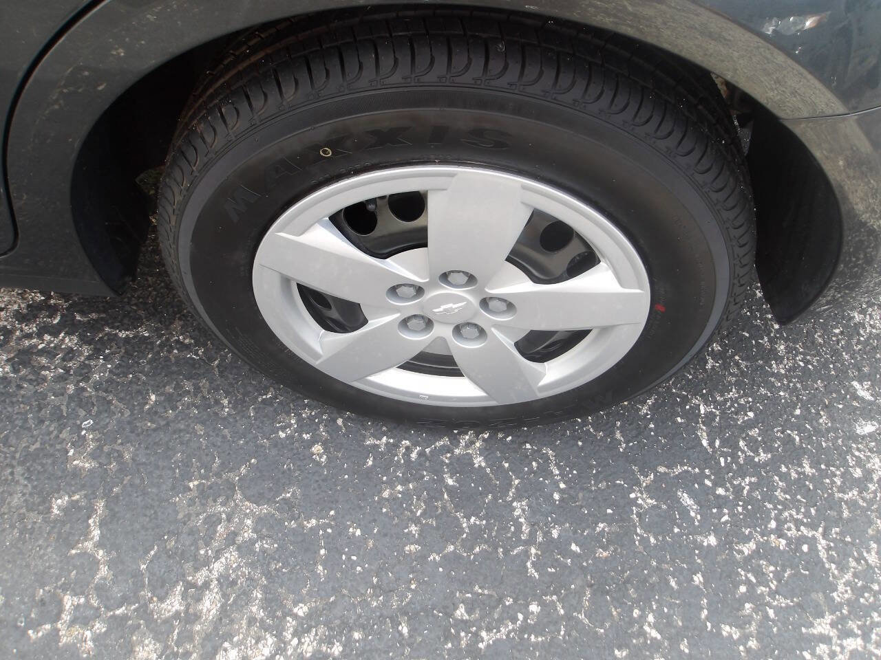 Used 2016 Chevrolet Sonic LS image 4