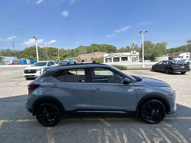 Certified 2024 Nissan Kicks SR w/ Interior Electronics Package FWD image 9