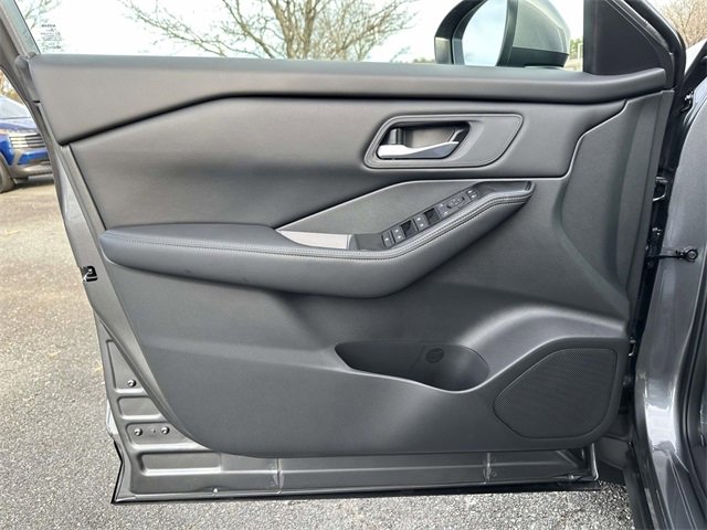 New 2026 Nissan Rogue SV w/ Cold Weather Package image 14