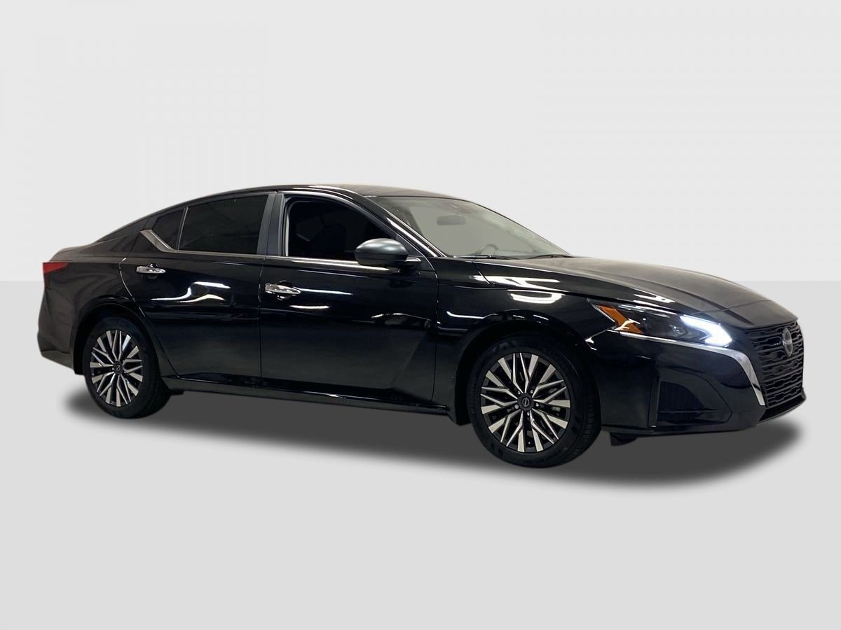 New 2026 Nissan Altima 2.5 SV FWD image 7