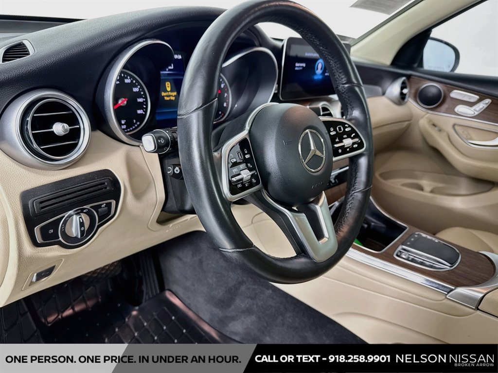 Used 2022 Mercedes-Benz GLC 300 4MATIC image 9