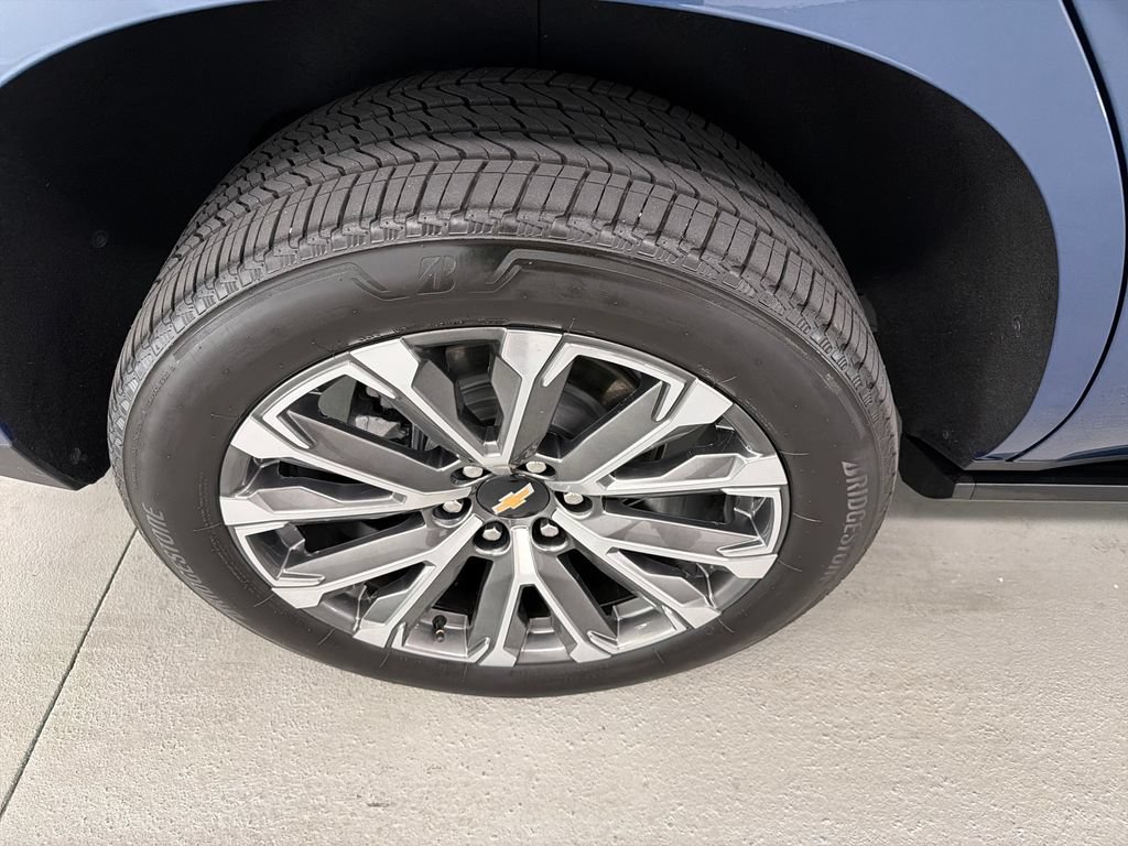 Used 2026 Chevrolet Tahoe High Country RWD image 4