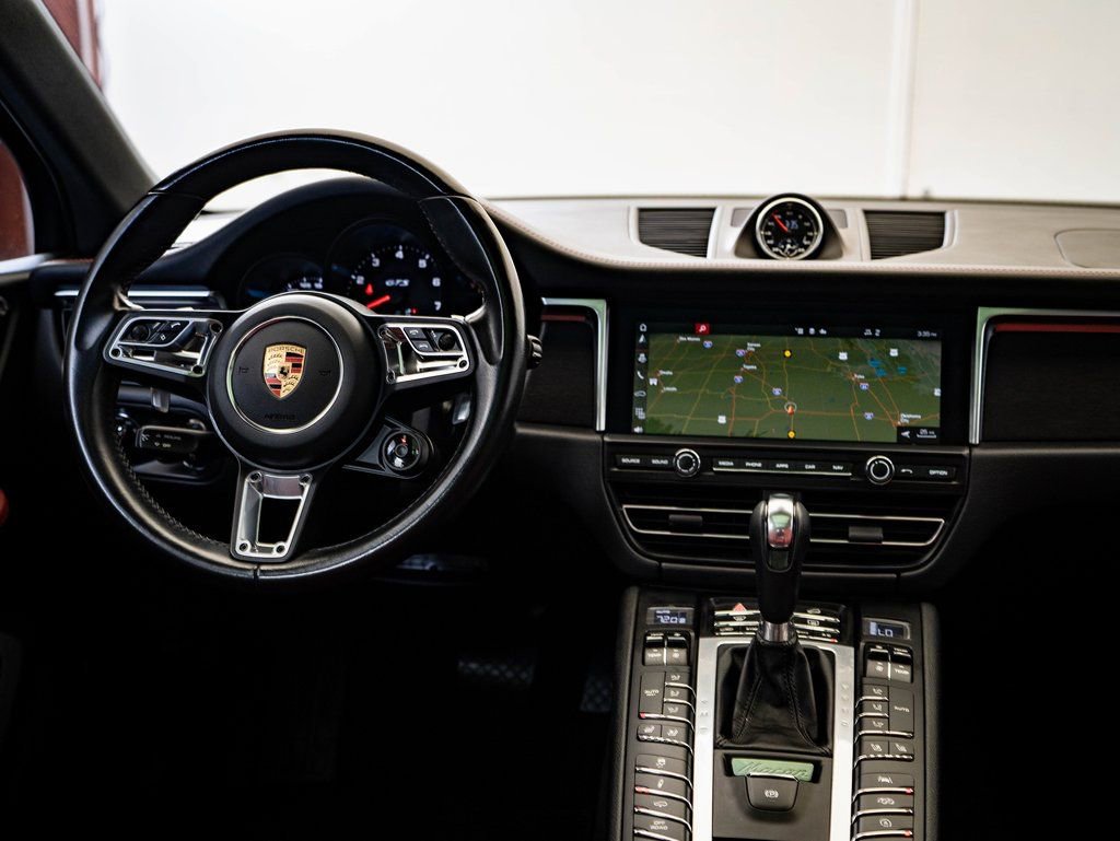 Certified 2021 Porsche Macan GTS AWD/4WD image 6
