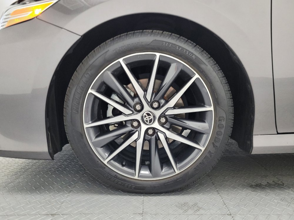Used 2023 Toyota Camry XLE FWD image 31