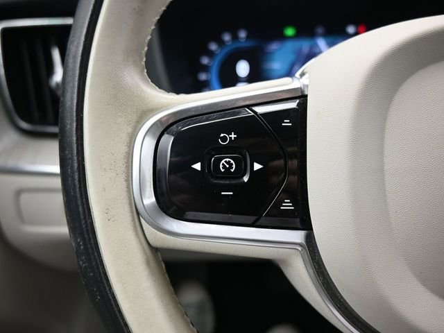 Used 2023 Volvo XC60 B6 Ultimate w/ Climate Package image 26
