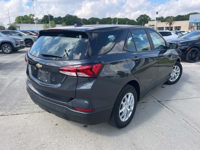 Used 2022 Chevrolet Equinox LS w/ Driver Confidence II Package image 7