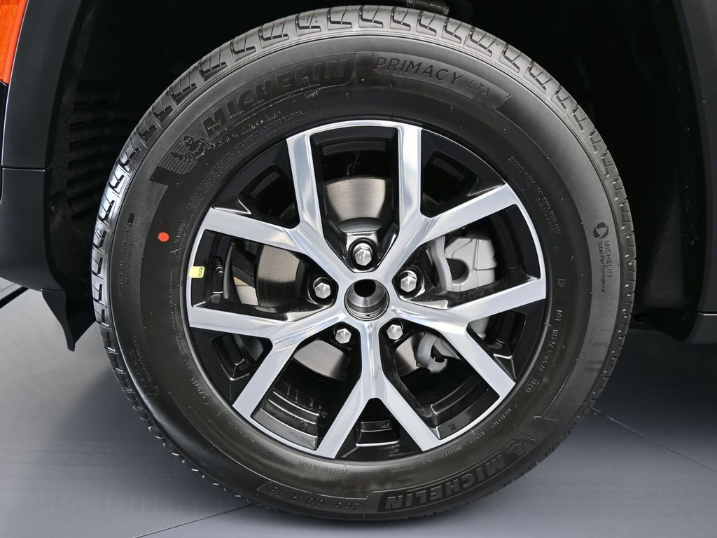 Used 2025 Jeep Grand Cherokee Limited image 34