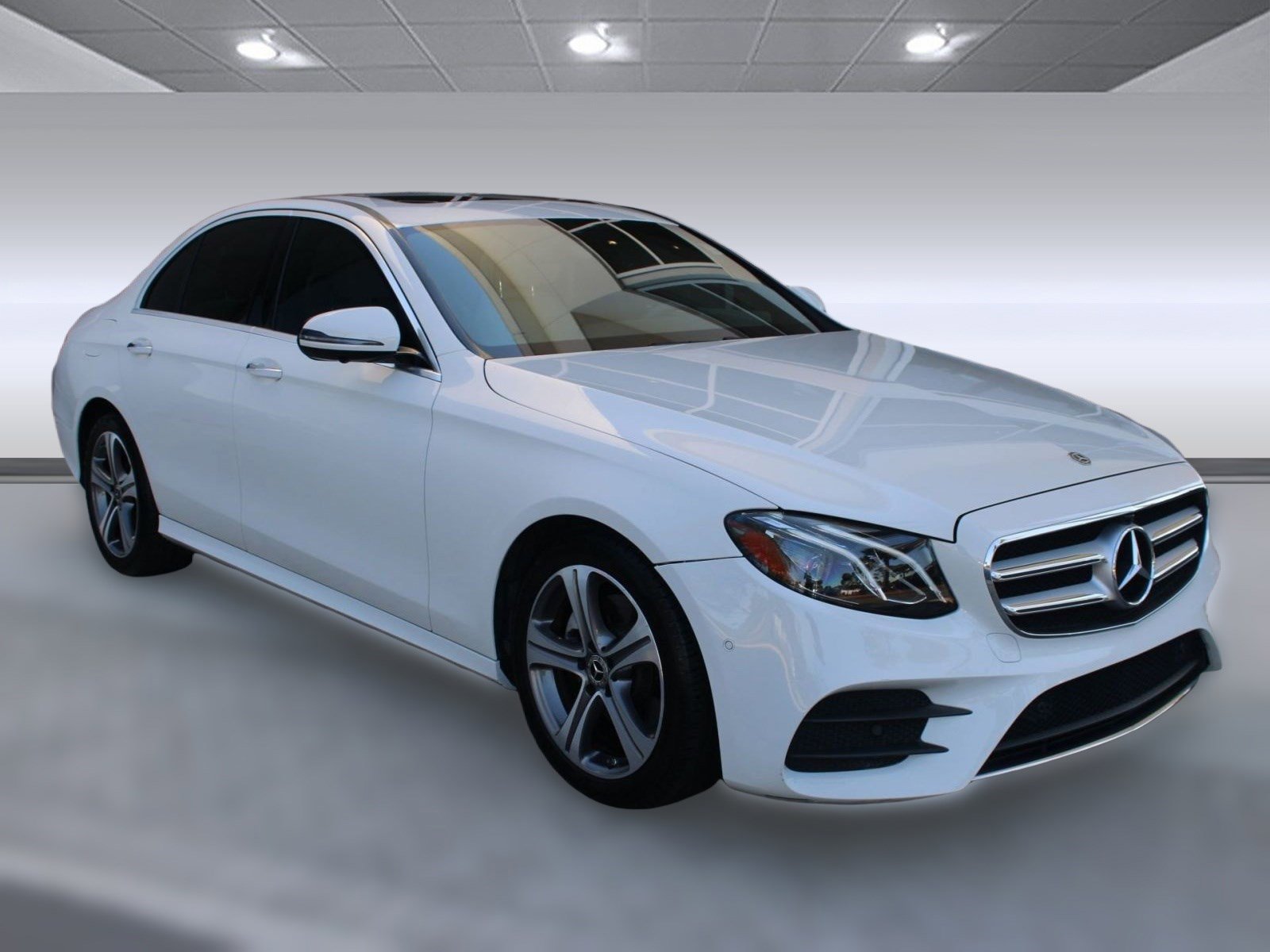 Used 2019 Mercedes-Benz E 300 image 7