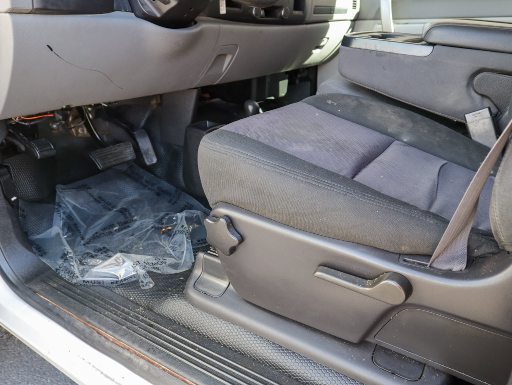 Used 2013 Chevrolet Silverado 1500 W/T w/ Skid Plate Package AWD/4WD image 14