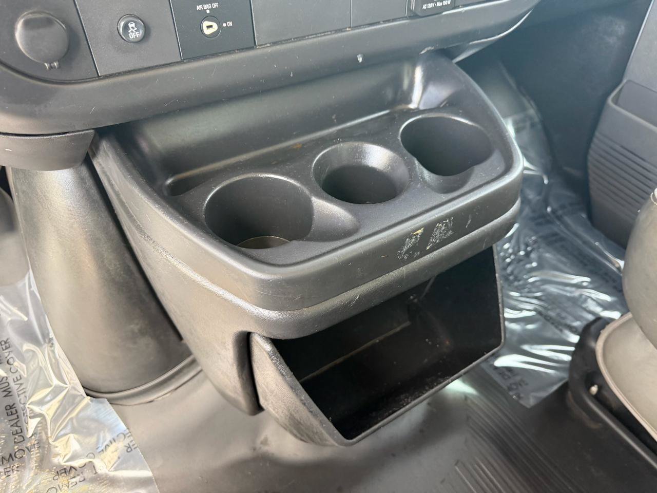 Used 2016 Chevrolet Express 3500 RWD image 20