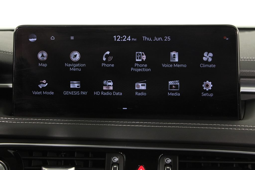 Used 2022 Genesis G70 3.3T RWD image 7