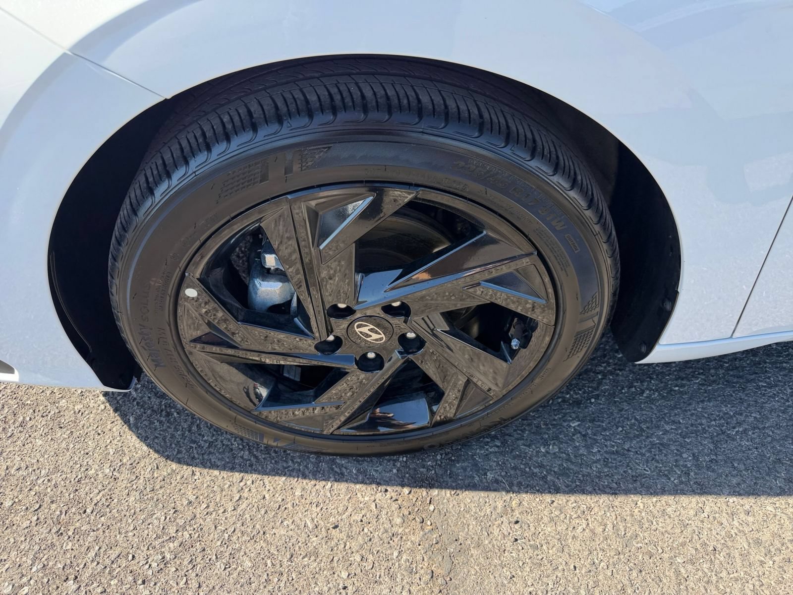 Used 2026 Hyundai Elantra Sport FWD image 29