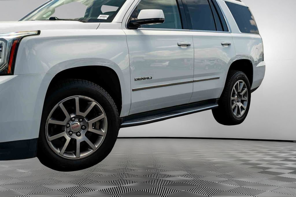Certified 2019 GMC Yukon Denali w/ Open Road Package AWD/4WD image 6