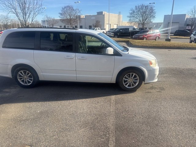 Used 2014 Dodge Grand Caravan SXT w/ Rear Park Assist Package image 7
