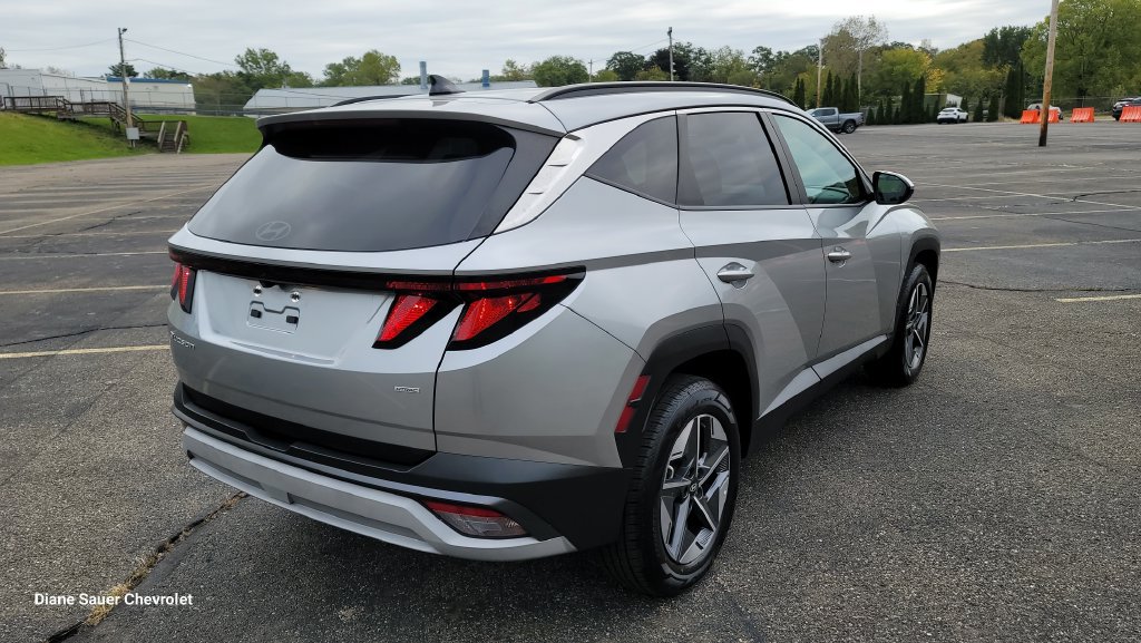 Used 2025 Hyundai Tucson SEL AWD/4WD image 13
