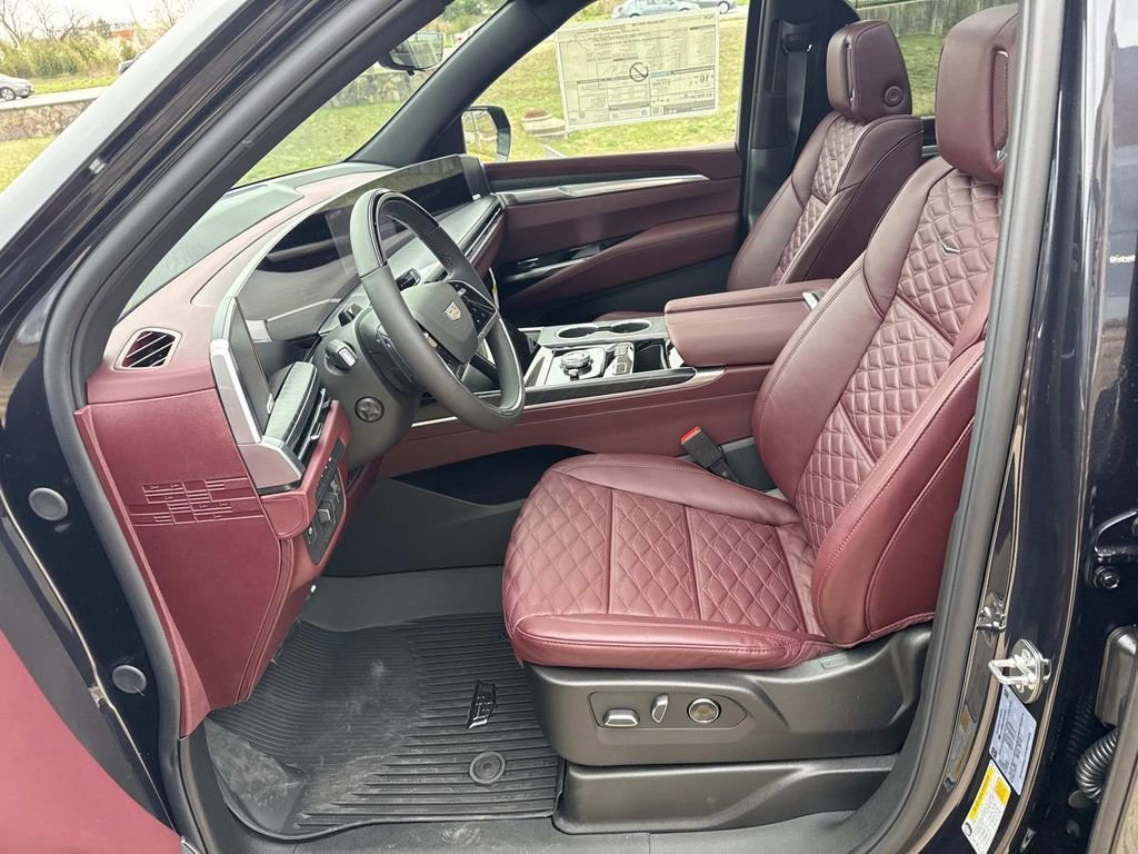 New 2026 Cadillac Escalade Luxury w/ LPO, Floor Liner Package AWD/4WD image 14