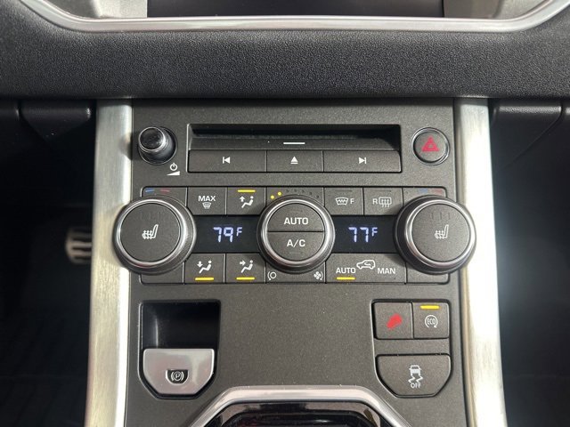 Used 2015 Land Rover Range Rover Evoque Dynamic image 23