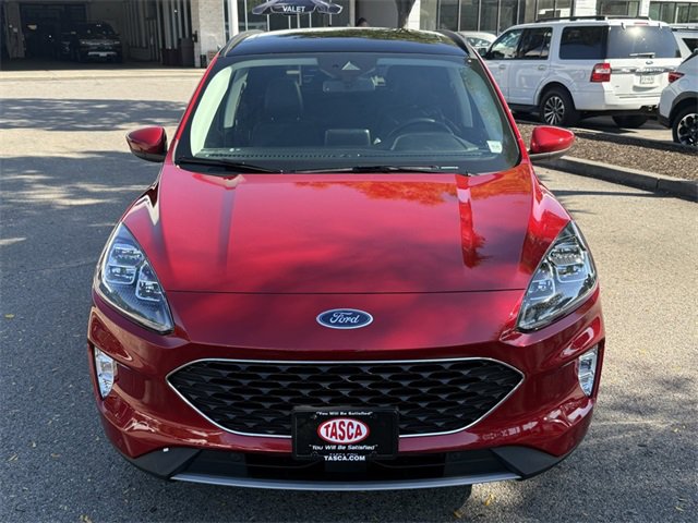 Used 2022 Ford Escape Titanium image 2