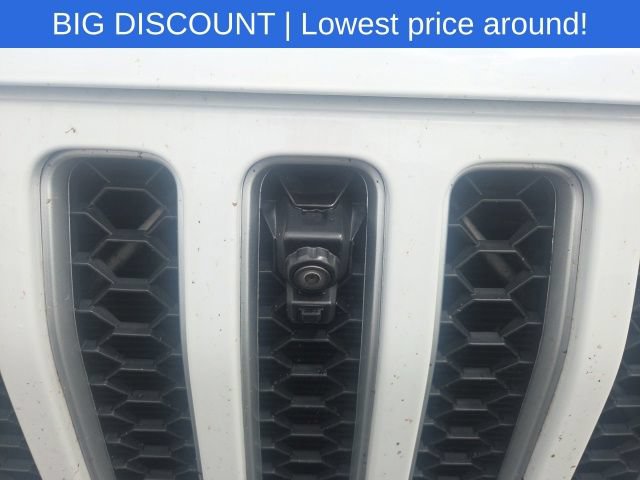 Used 2022 Jeep Gladiator Overland w/ LED Lighting Group AWD/4WD image 5