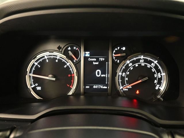 Used 2024 Toyota 4Runner TRD Off-Road image 13