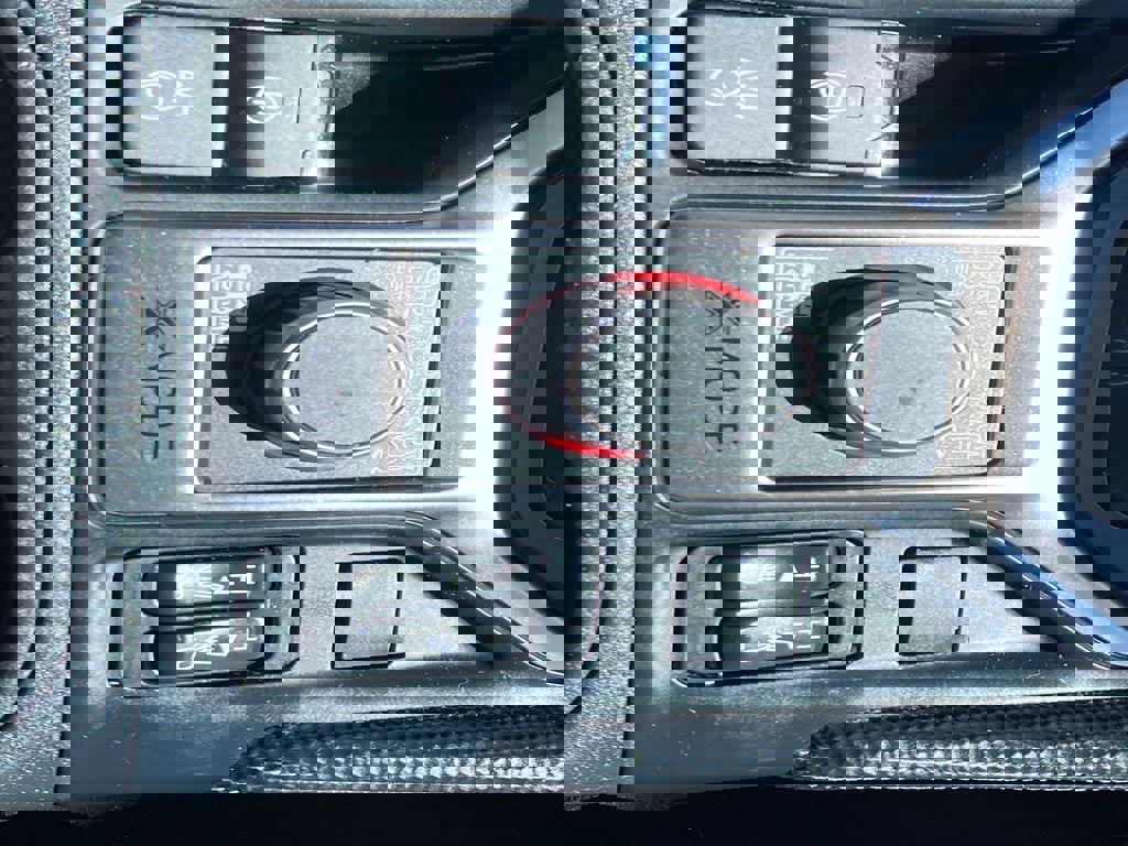 Used 2021 Subaru Forester Limited image 17