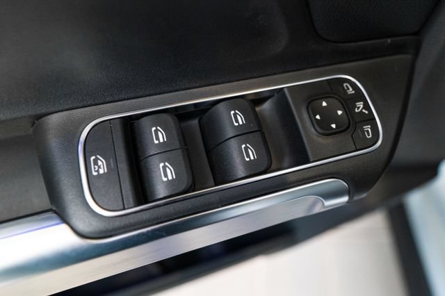 New 2026 Mercedes-Benz GLB 250 4MATIC image 19