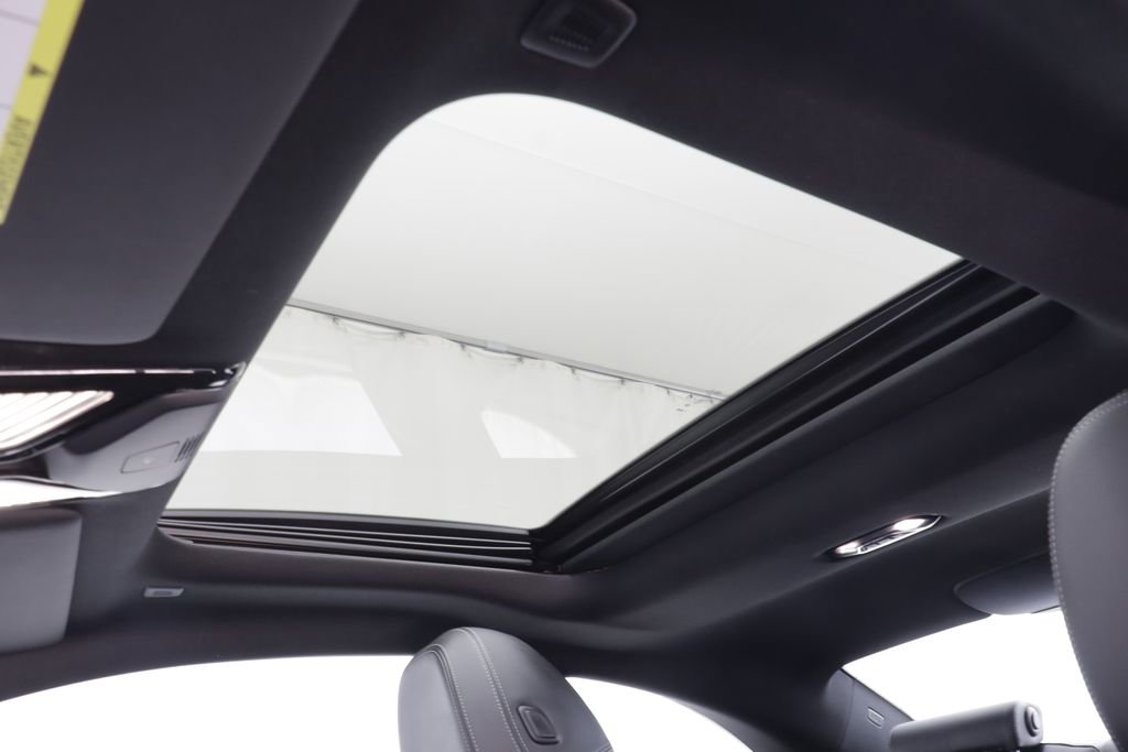 Certified 2025 BMW 230i xDrive Coupe w/ Convenience Package image 14
