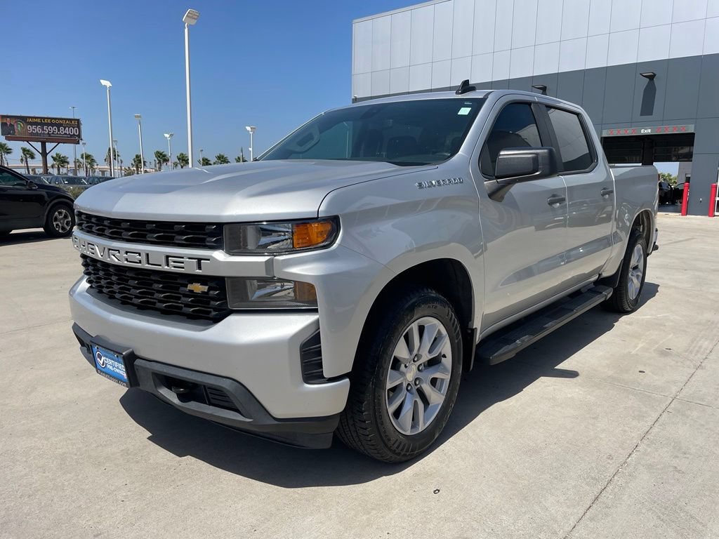Used 2021 Chevrolet Silverado 1500 Custom w/ Safety Confidence Package RWD image 3