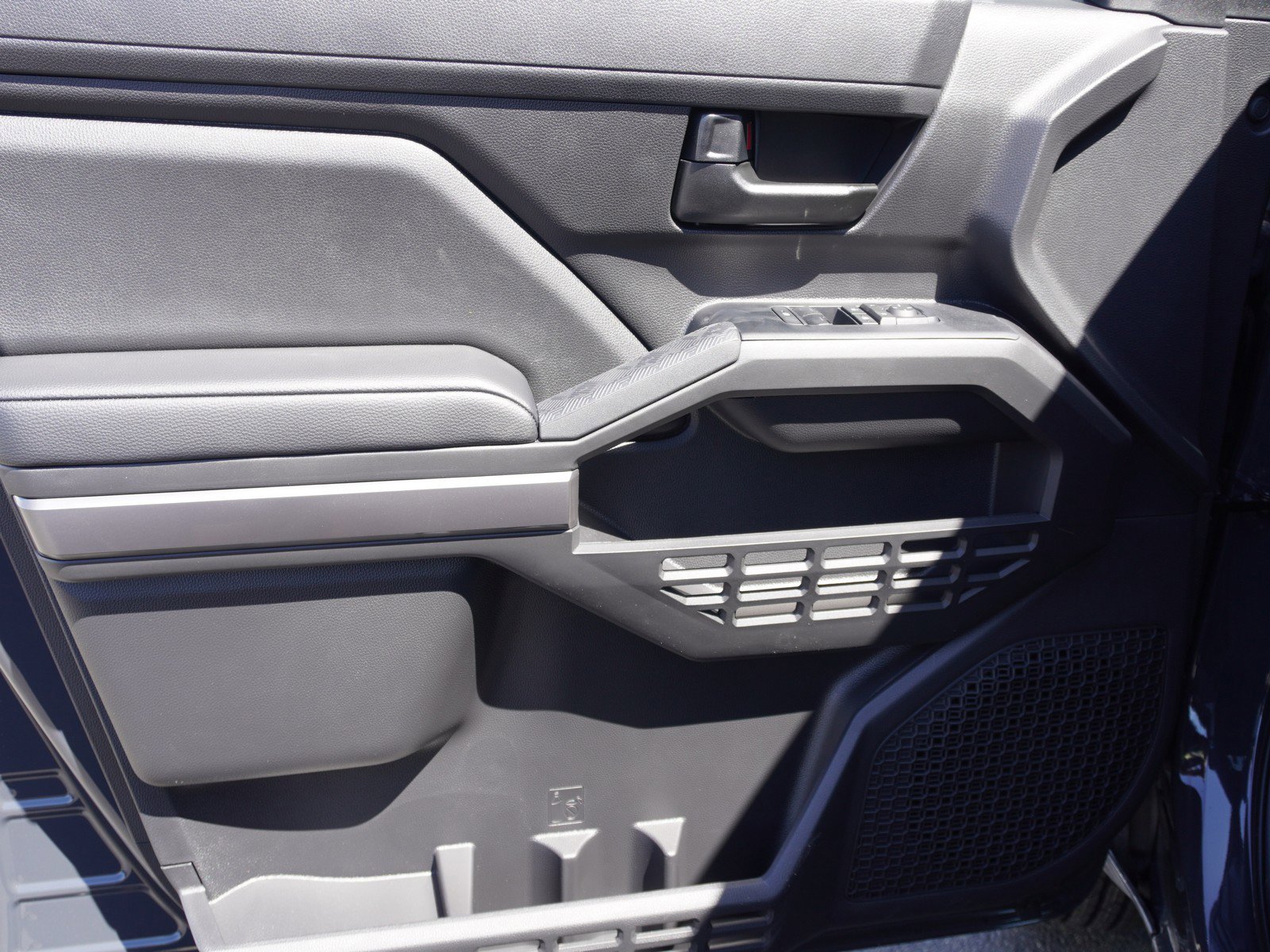 New 2026 Toyota Tacoma SR5 image 13