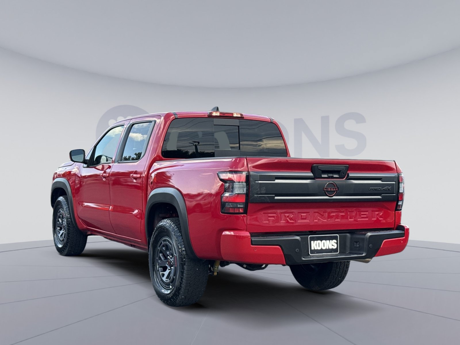Used 2026 Nissan Frontier PRO-4X AWD/4WD image 4