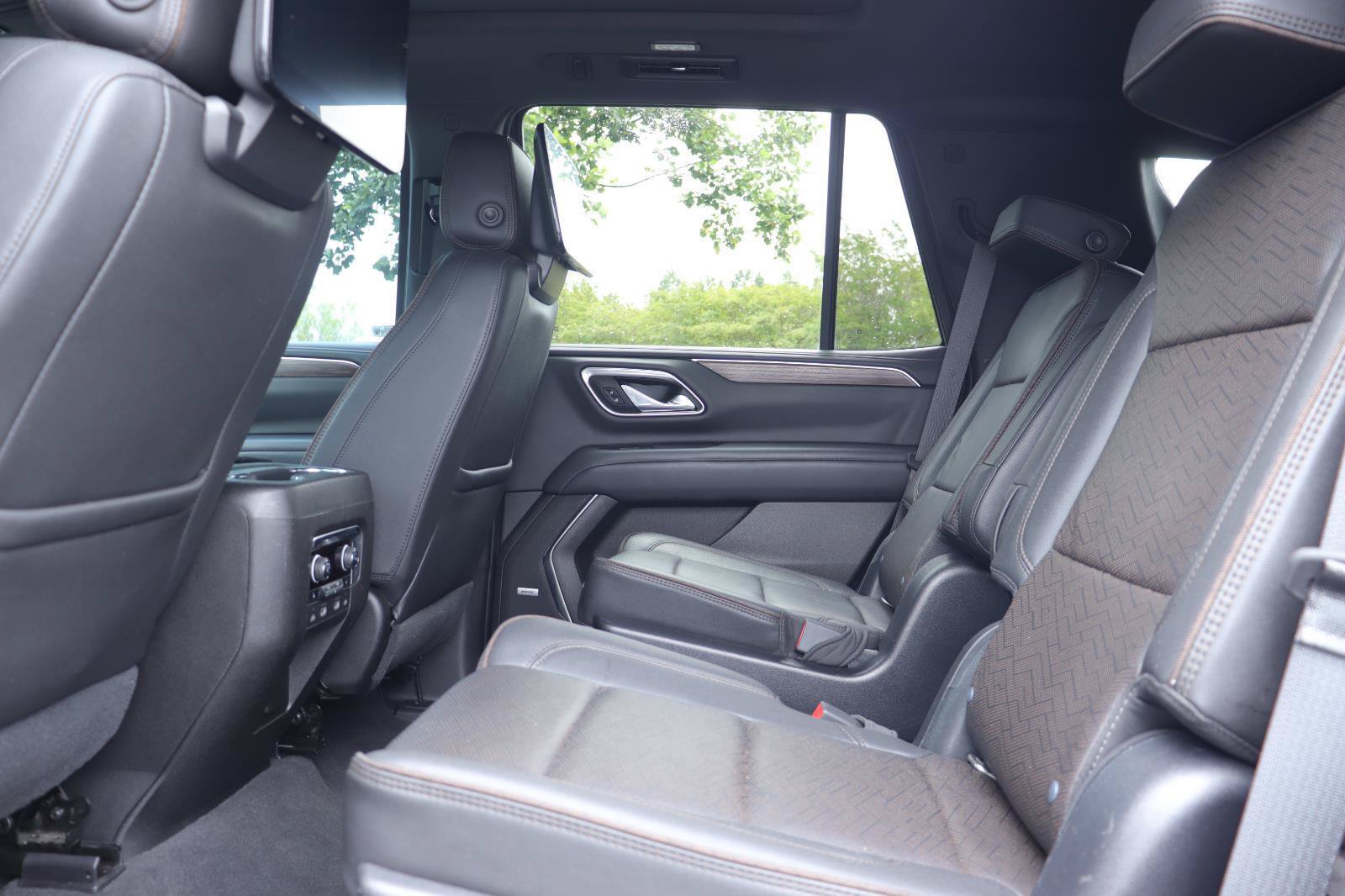 Used 2021 Chevrolet Tahoe High Country AWD/4WD image 13