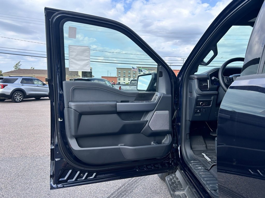 New 2025 Ford F150 Lightning Lariat image 10