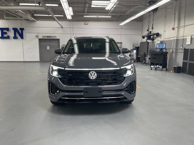 New 2025 Volkswagen Atlas SEL Premium R-Line image 6