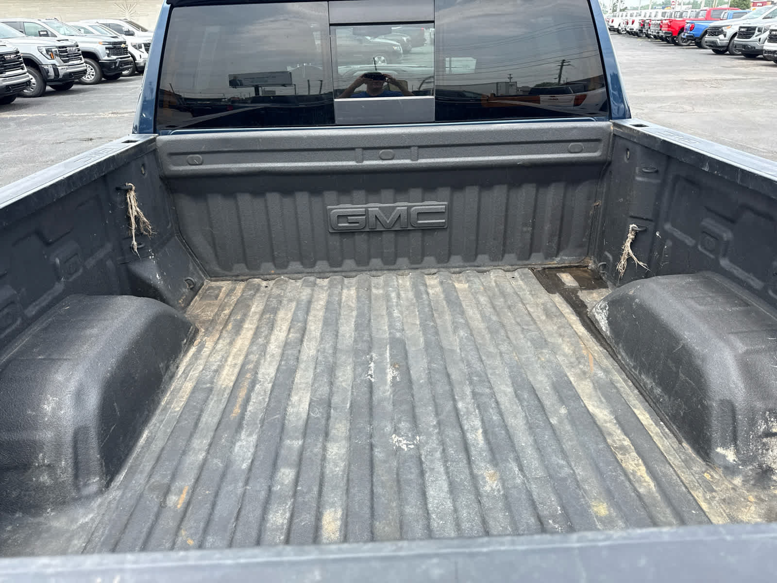 Certified 2021 GMC Sierra 1500 SLT w/ SLT Premium Package AWD/4WD image 23