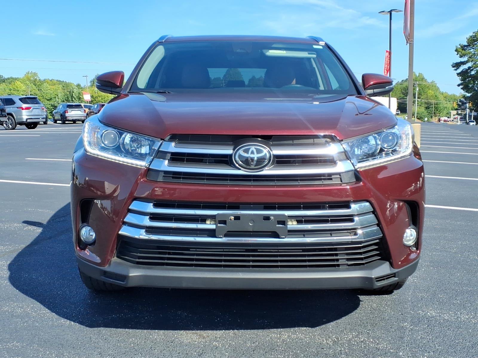 Used 2018 Toyota Highlander Limited w/ Protection Package #3 AWD/4WD image 8